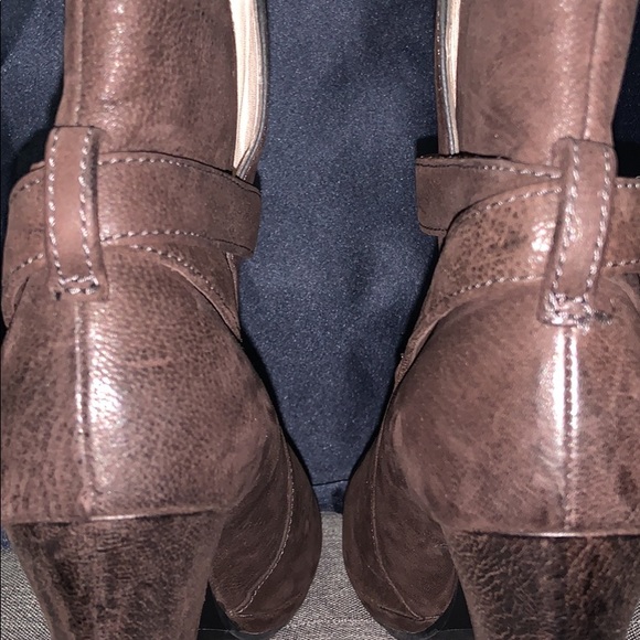 Prada leather ankle boots - Picture 4 of 6